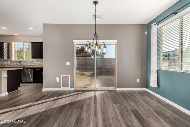 6760 Neptune Cove Road, Tucson, AZ 85756