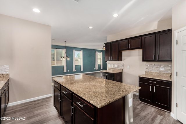 6760 Neptune Cove Road, Tucson, AZ 85756