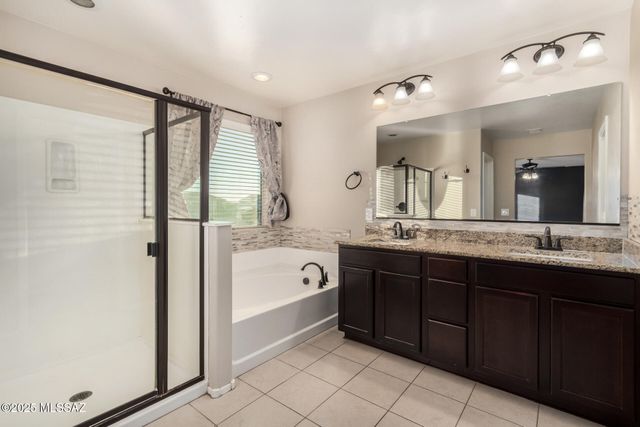 6760 Neptune Cove Road, Tucson, AZ 85756