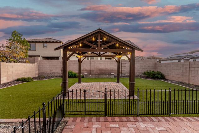 6760 Neptune Cove Road, Tucson, AZ 85756