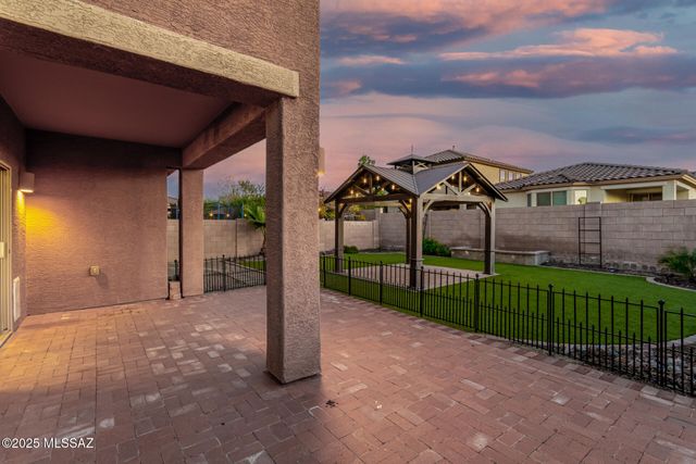 6760 Neptune Cove Road, Tucson, AZ 85756