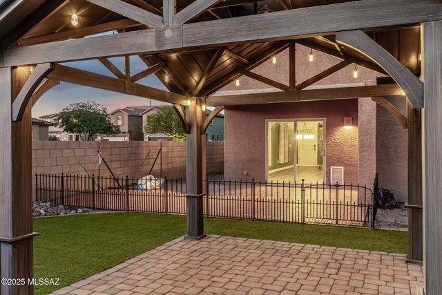 6760 Neptune Cove Road, Tucson, AZ 85756