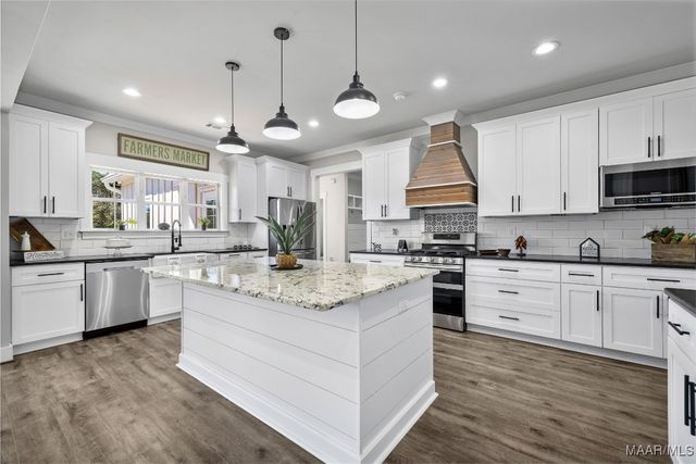 730 County Road 730 ., Clanton, AL 35046