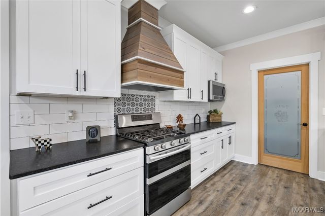 730 County Road 730 ., Clanton, AL 35046