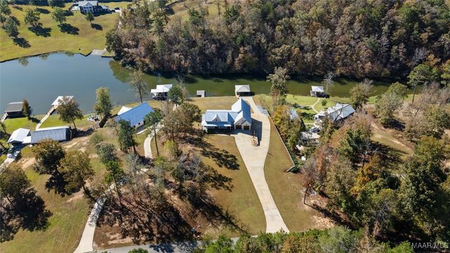 730 County Road 730 ., Clanton, AL 35046