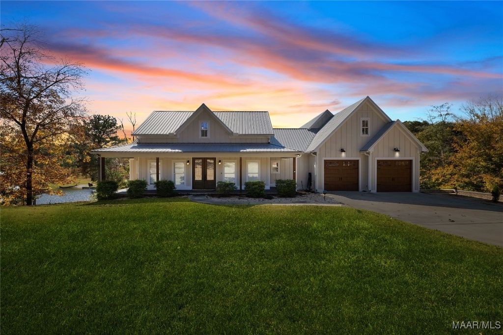 730 County Road 730 ., Clanton, AL 35046