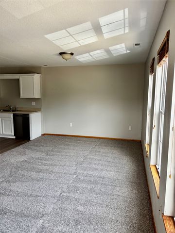 8302 Westown Parkway 7110, West Des Moines, IA 50266