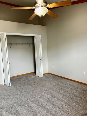 8302 Westown Parkway 7110, West Des Moines, IA 50266