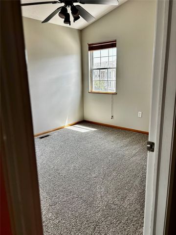 8302 Westown Parkway 7110, West Des Moines, IA 50266