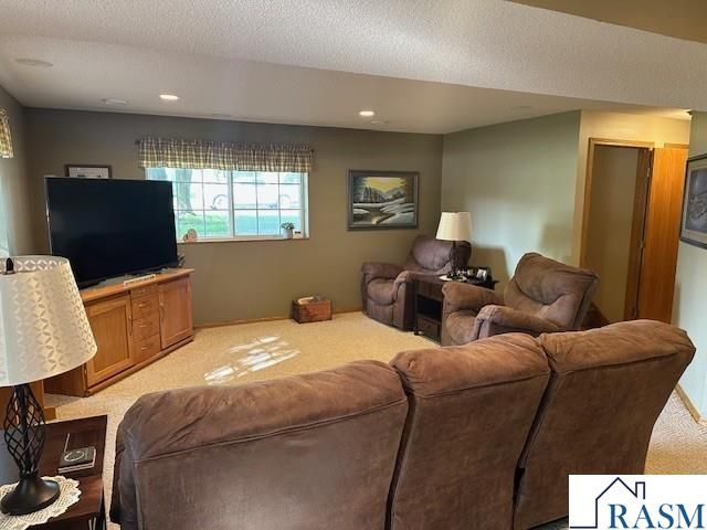 502 N Minnesota Avenue, St. Peter, MN 56082