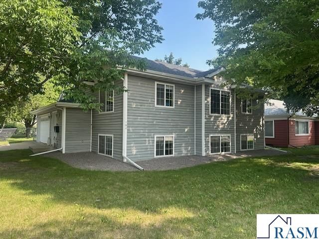 502 N Minnesota Avenue, St. Peter, MN 56082