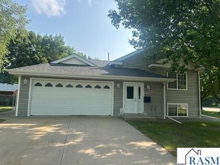 502 N Minnesota Avenue, St. Peter, MN 56082