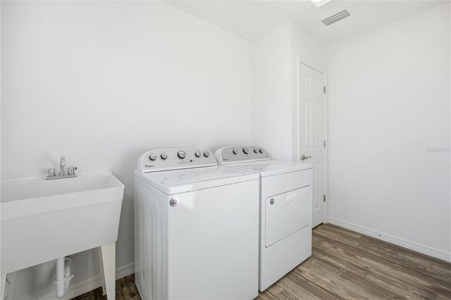 11190 HESS WAY, Oxford, FL 34484