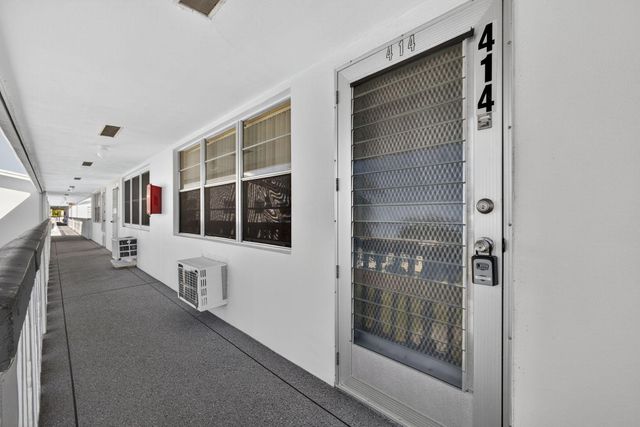 414 Windsor R, West Palm Beach, FL 33417