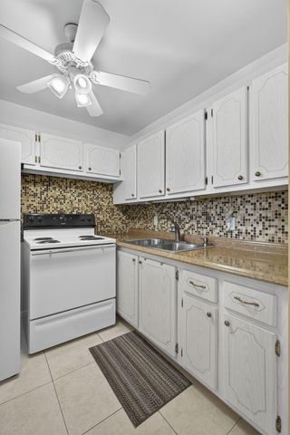 414 Windsor R, West Palm Beach, FL 33417