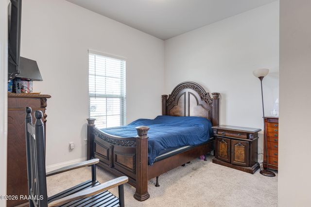 106 Bejeweled Avenue, Youngsville, LA 70592