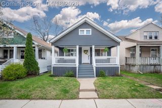 326 E Cambourne Street, Ferndale, MI 48220