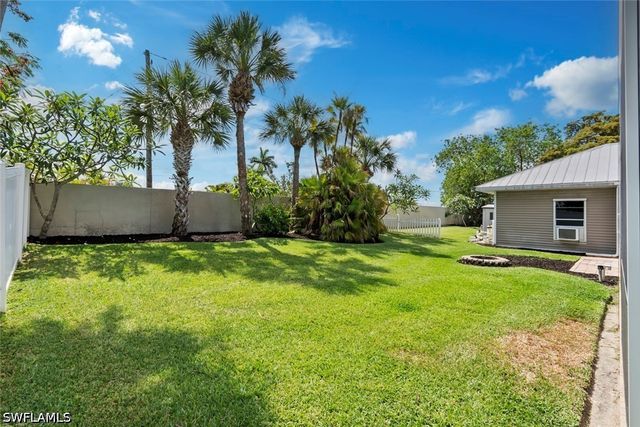 15555 Caloosa Creek CIR, Fort Myers, FL 33908
