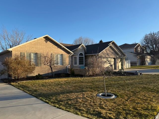 9851 S BIRDIE WAY, South Jordan, UT 84009