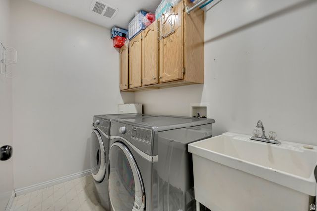 9851 S BIRDIE WAY, South Jordan, UT 84009