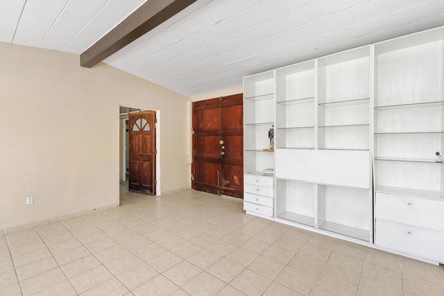 1077 S Riverside Drive, Palm Springs, CA 92264