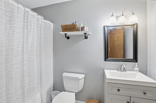 10673 US Highway 22, W, Williamsport, OH 43164