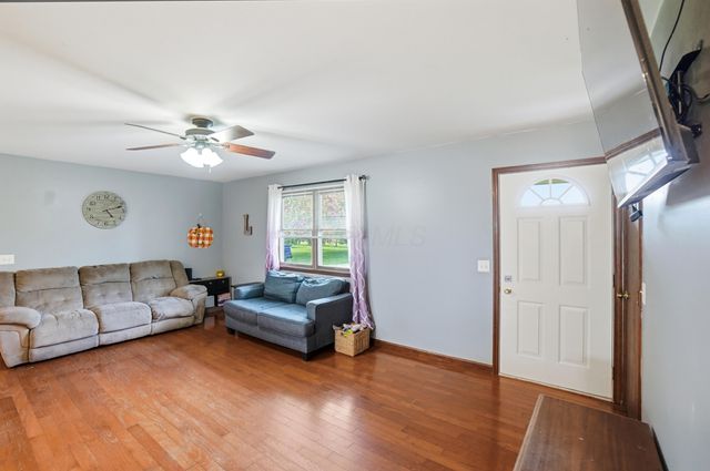 10673 US Highway 22, W, Williamsport, OH 43164