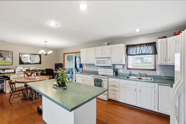 10673 US Highway 22, W, Williamsport, OH 43164