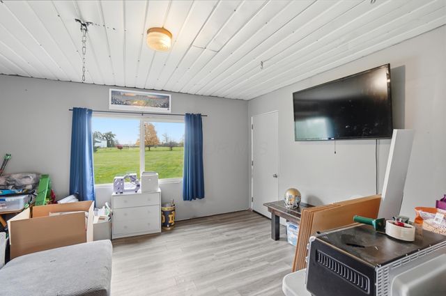 10673 US Highway 22, W, Williamsport, OH 43164