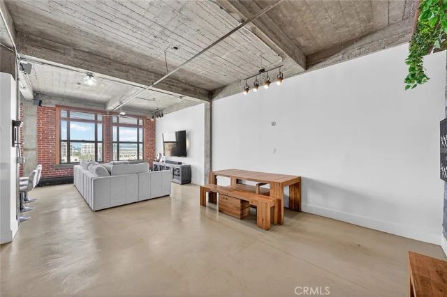 100 W 5th Street 7E, Long Beach, CA 90802