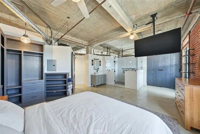 100 W 5th Street 7E, Long Beach, CA 90802