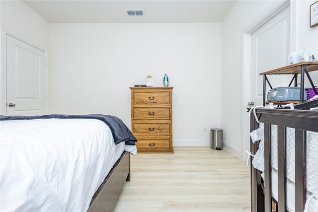 4312 Templeton St, Greenville, TX 75401
