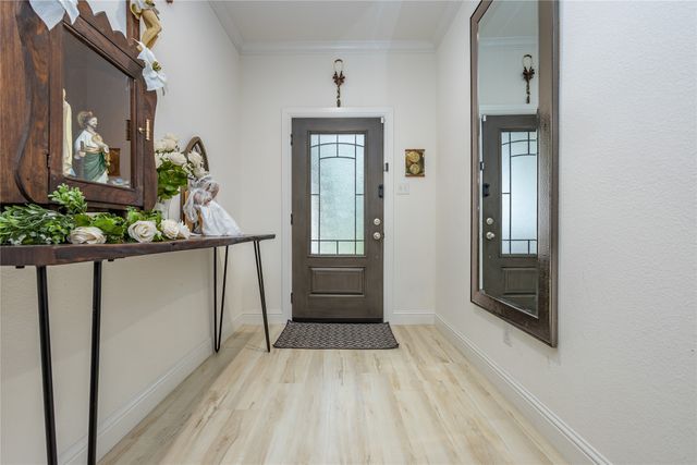 4312 Templeton St, Greenville, TX 75401