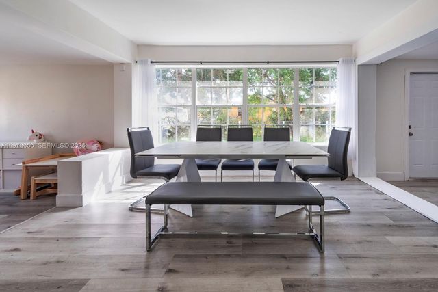 350 SW 30th Ter, Fort Lauderdale, FL 33312