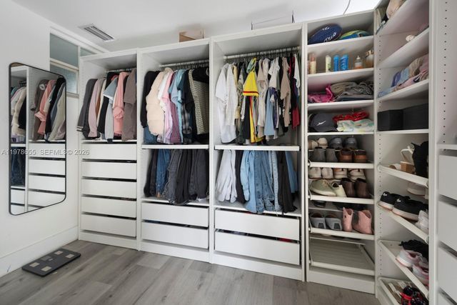 350 SW 30th Ter, Fort Lauderdale, FL 33312