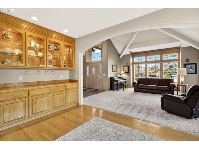 14007 Se EKLUND Ave, Boring, OR 97009