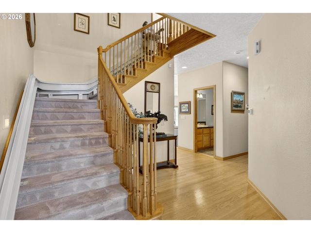 14007 Se EKLUND Ave, Boring, OR 97009