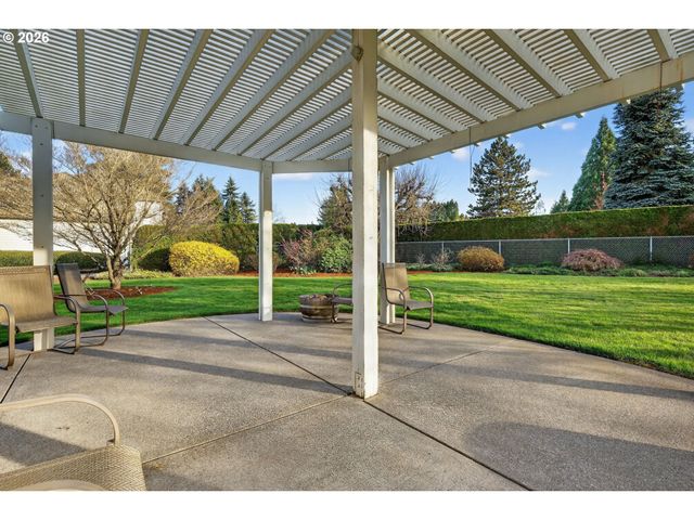 14007 Se EKLUND Ave, Boring, OR 97009