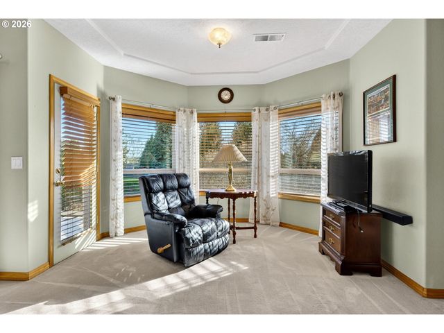 14007 Se EKLUND Ave, Boring, OR 97009