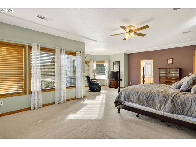 14007 Se EKLUND Ave, Boring, OR 97009