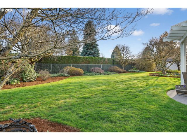 14007 Se EKLUND Ave, Boring, OR 97009