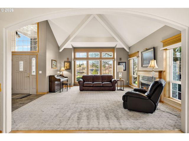 14007 Se EKLUND Ave, Boring, OR 97009