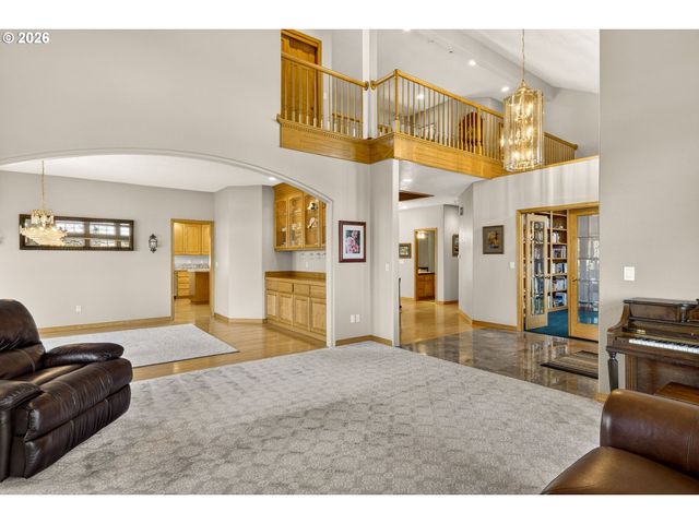 14007 Se EKLUND Ave, Boring, OR 97009