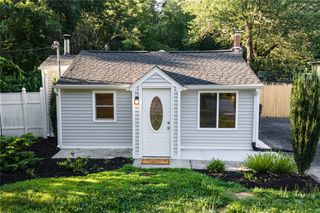 21 Bailey Drive, West Greenwich, RI 02817