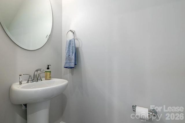 8156 Mintworth Lane, Charlotte, NC 28227