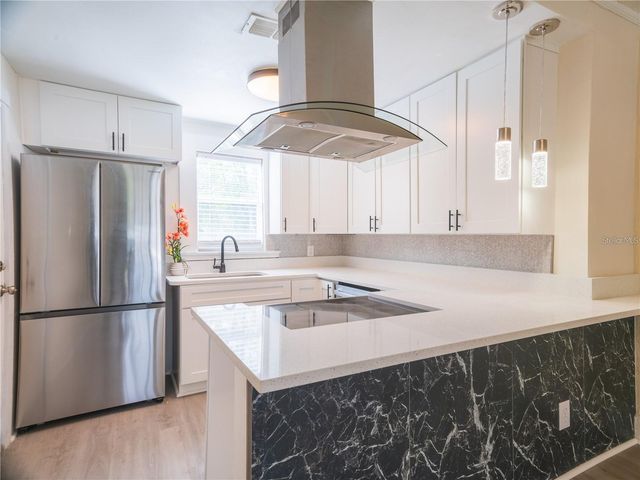 811 OVERSPIN DRIVE, Winter Park, FL 32789