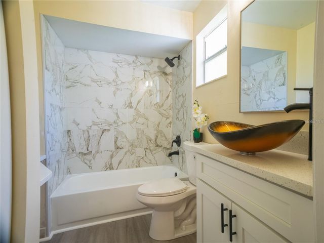 811 OVERSPIN DRIVE, Winter Park, FL 32789