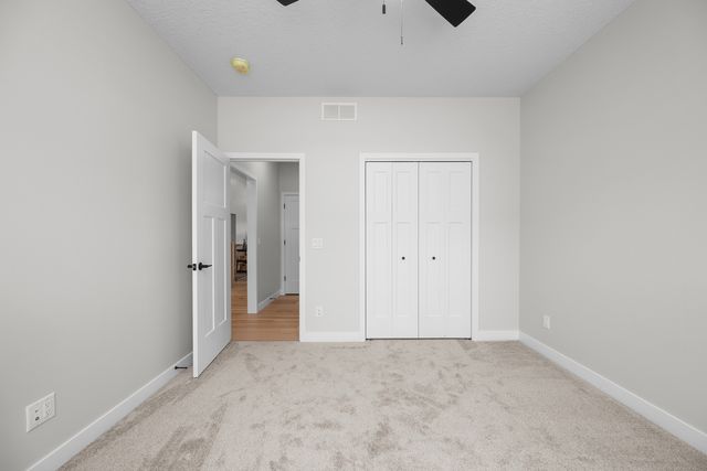 1875 Redbud Circle 102, Eldridge, IA 52748