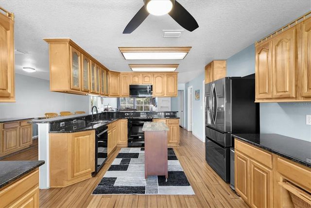 11980 VALENCIA COURT, Seminole, FL 33772