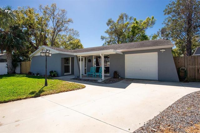 11980 VALENCIA COURT, Seminole, FL 33772